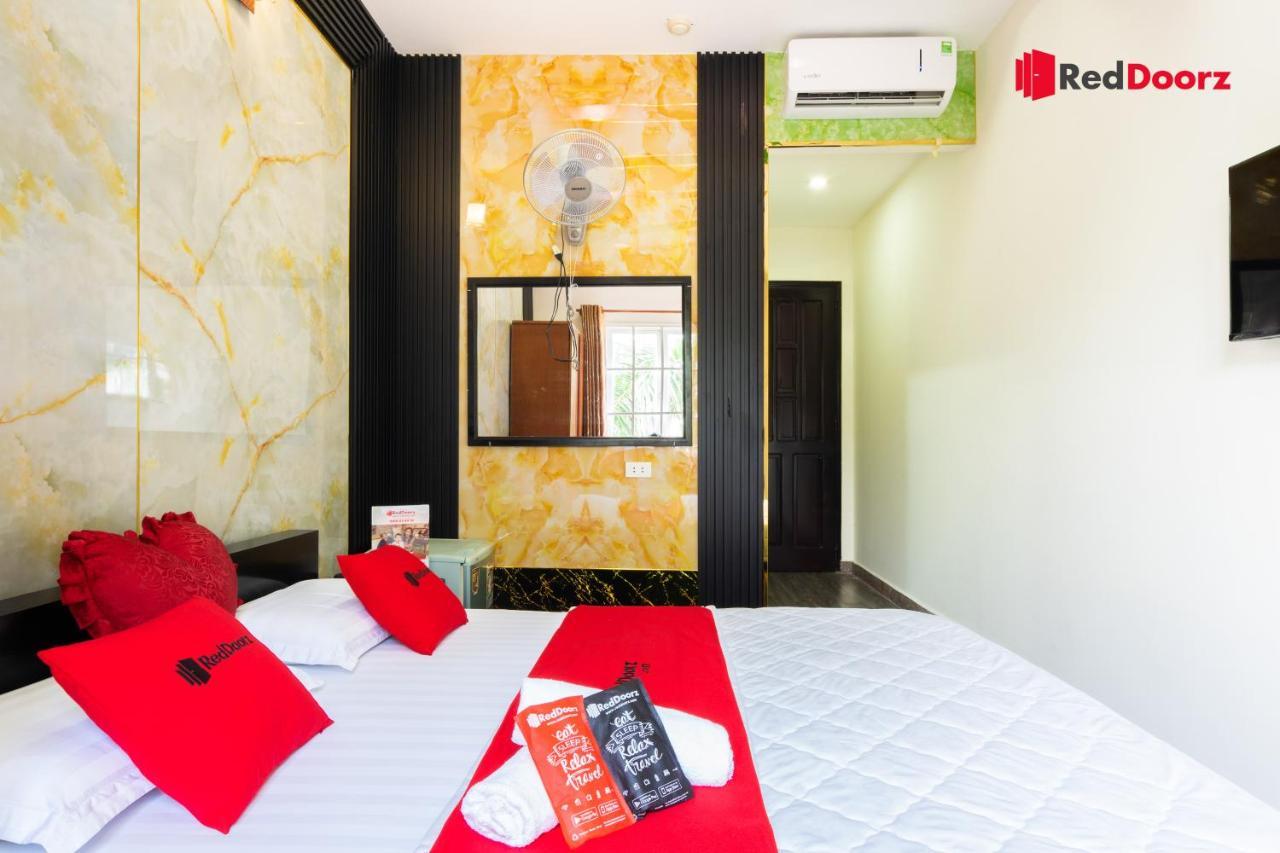 הו צ'י מין סיטי Reddoorz Tahami Hotel Near Kha Van Can מראה חיצוני תמונה