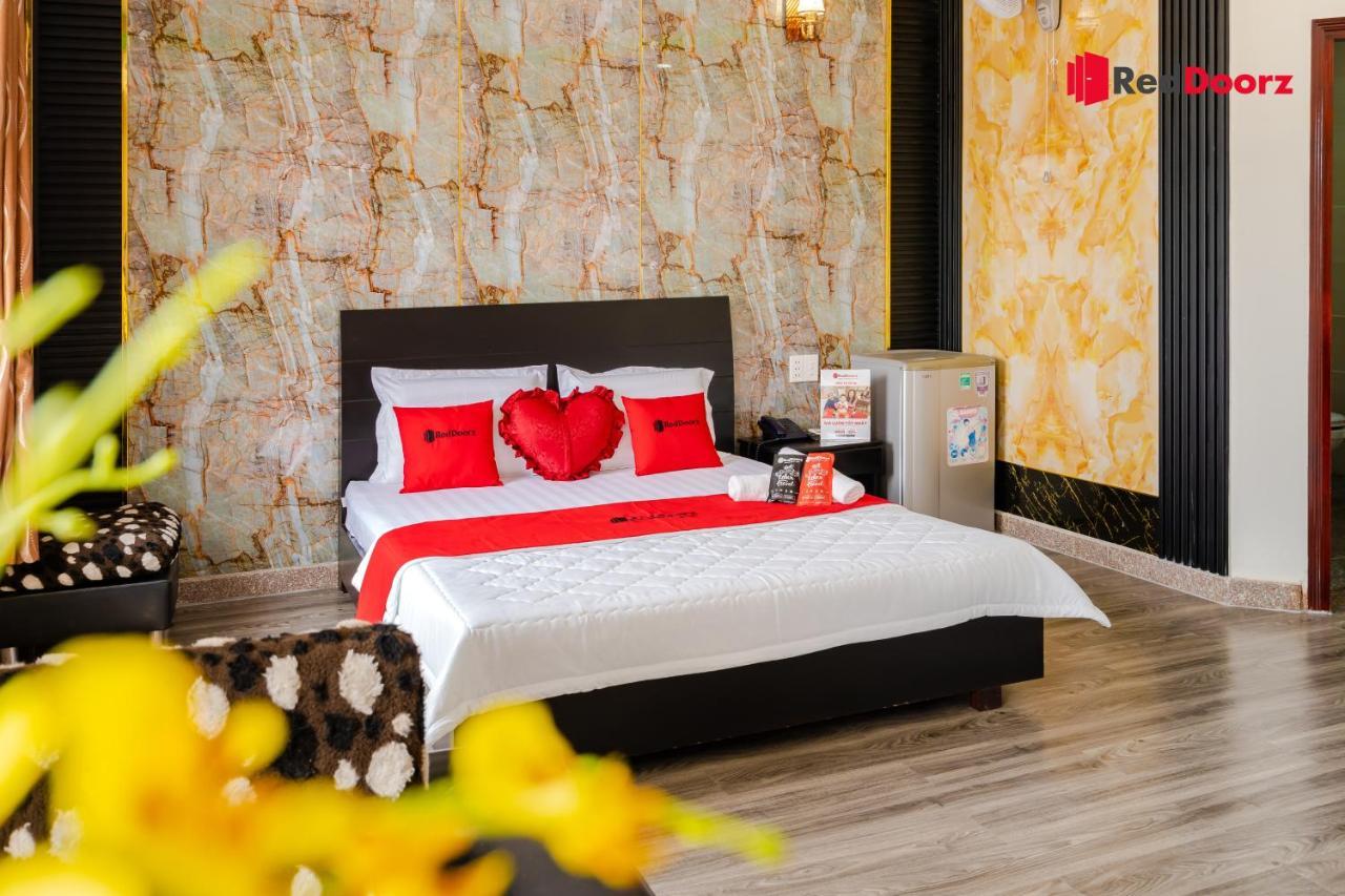 הו צ'י מין סיטי Reddoorz Tahami Hotel Near Kha Van Can מראה חיצוני תמונה