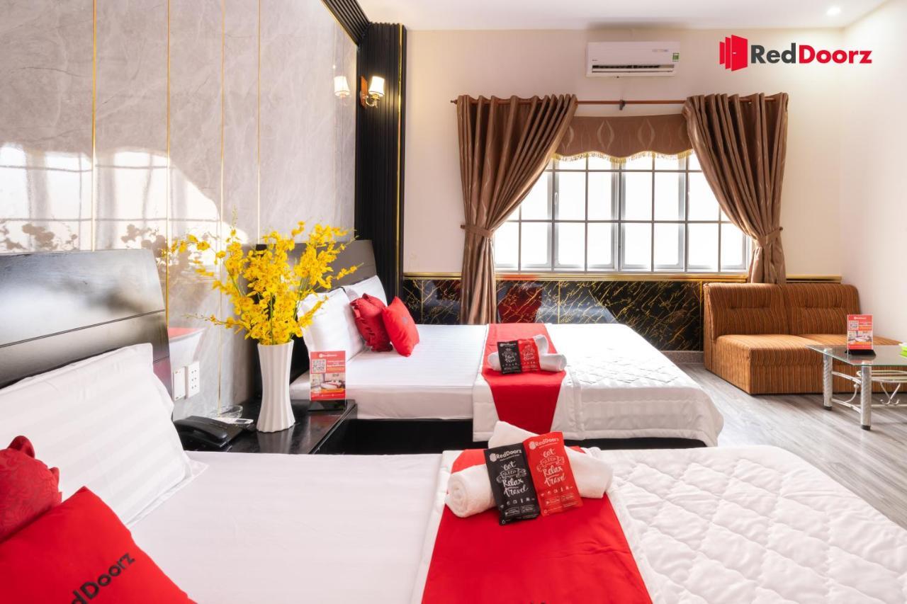 הו צ'י מין סיטי Reddoorz Tahami Hotel Near Kha Van Can מראה חיצוני תמונה
